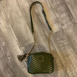 Itzy ritzy diaper cross body